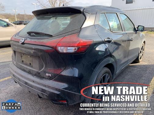 2021 Nissan Kicks SR