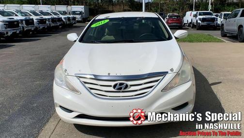 2012 Hyundai SONATA GLS