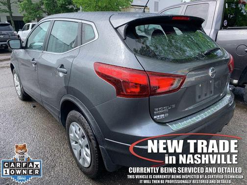 Gun Metallic 2018 Nissan Rogue Sport S