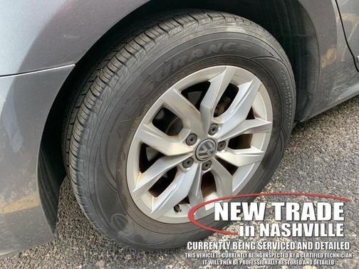 2016 Volkswagen Passat 1.8T S