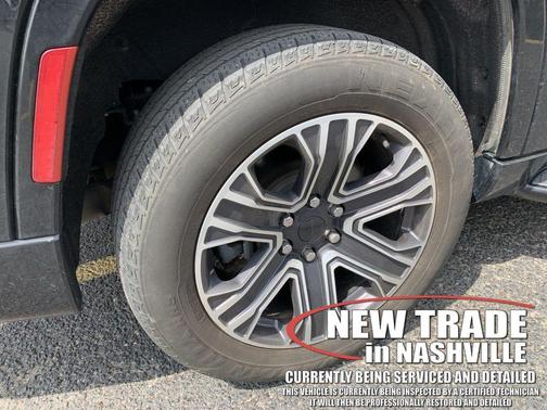 Diamond Black Crystal Pearlcoat 2024 Jeep Wagoneer Series II 4x4