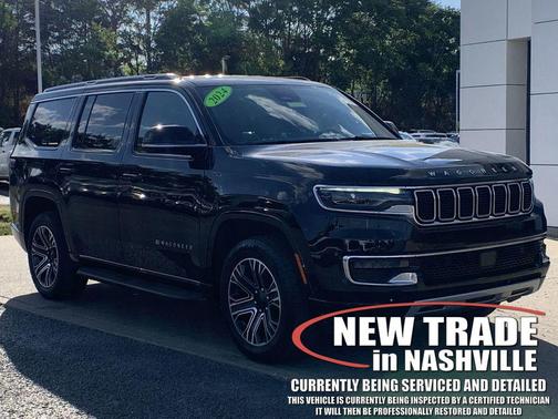 Diamond Black Crystal Pearlcoat 2024 Jeep Wagoneer Series II 4x4