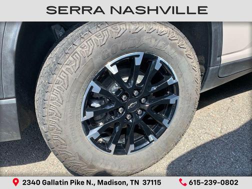 Sandstone Gray 2026 Chevrolet Traverse AWD Z71