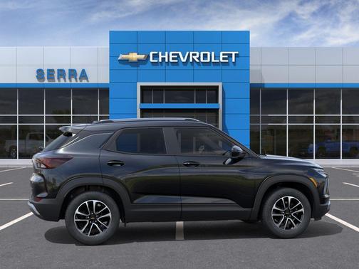 Mosaic Black Metallic 2026 Chevrolet Trailblazer LT