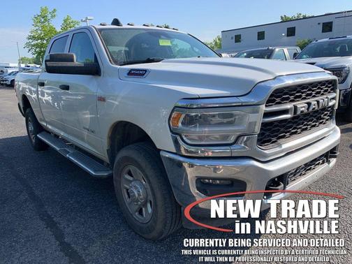 Bright White Clearcoat 2019 RAM 3500 Tradesman Crew Cab 4x4 6'4' Box
