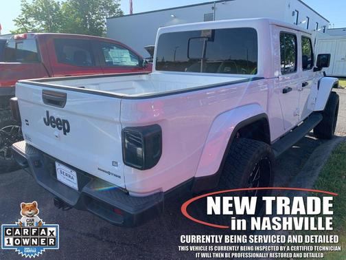 Bright White Clearcoat 2025 Jeep Gladiator High Tide