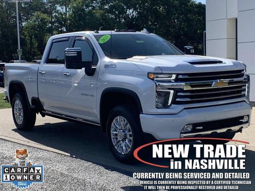 Iridescent Pearl Tricoat 2023 Chevrolet Silverado 2500 High Country