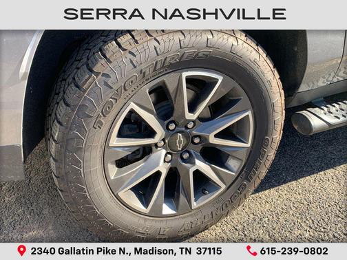 Satin Steel Metallic 2022 Chevrolet Suburban 4WD Z71