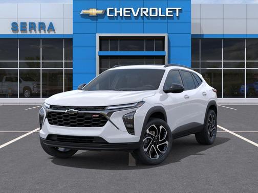 Summit White 2026 Chevrolet Trax FWD 2RS