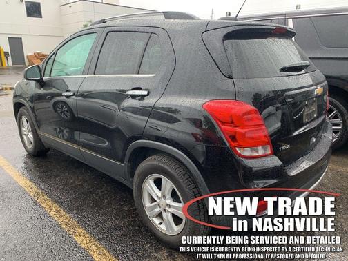 Mosaic Black Metallic 2020 Chevrolet Trax LT
