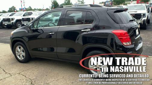 Mosaic Black Metallic 2020 Chevrolet Trax LT