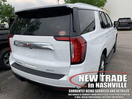White 2023 GMC Yukon SLT