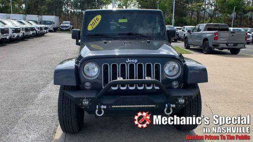 2016 Jeep Wrangler Unlimited Sahara