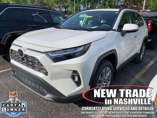 Blizzard Pearl 2022 Toyota RAV4 Limited