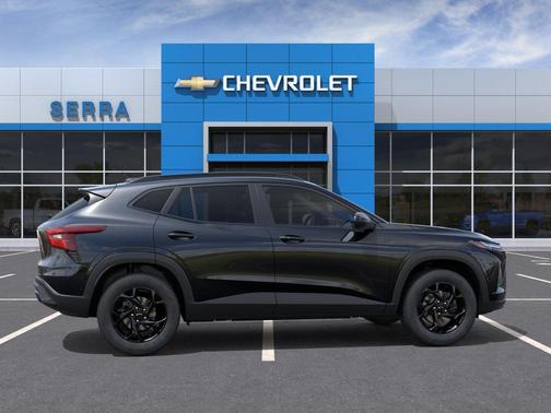 Mosaic Black Metallic 2026 Chevrolet Trax LT
