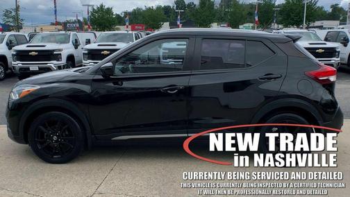 Super Black 2020 Nissan Kicks SR