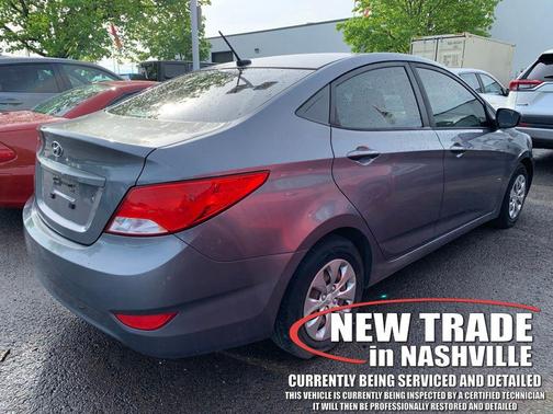 Triathlon Gray Metallic 2017 Hyundai Accent SE