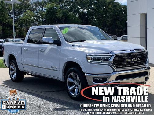 Bright White Clearcoat 2022 RAM 1500 Limited