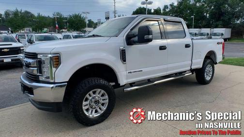 Oxford White 2018 Ford F-250 XLT