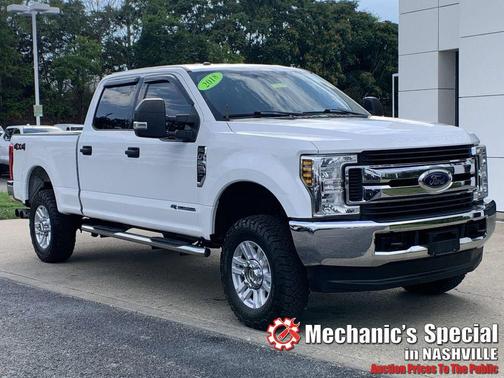 Oxford White 2018 Ford F-250 XLT