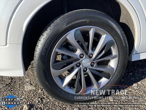 White Frost Tricoat 2020 Buick Encore GX Essence