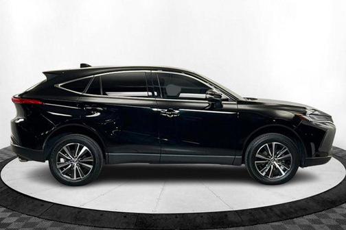 2024 Toyota Venza LE