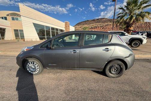 2016 Nissan Leaf S