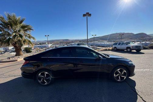 2023 Hyundai ELANTRA HEV Limited