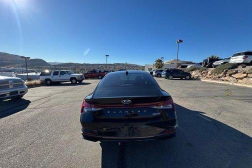 2023 Hyundai ELANTRA HEV Limited