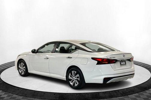2025 Nissan Altima S FWD