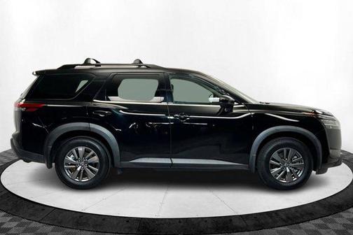 2022 Nissan Pathfinder SV 2WD