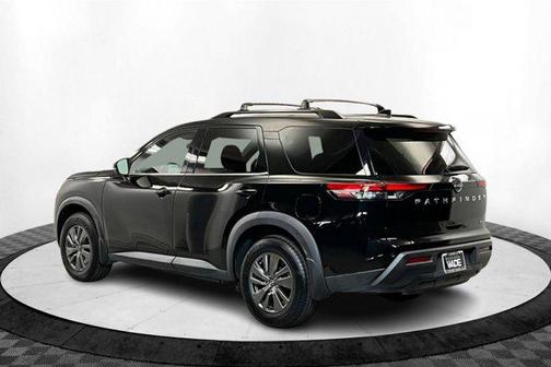 2022 Nissan Pathfinder SV 2WD