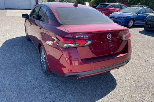 2020 Nissan Versa 1.6 SV