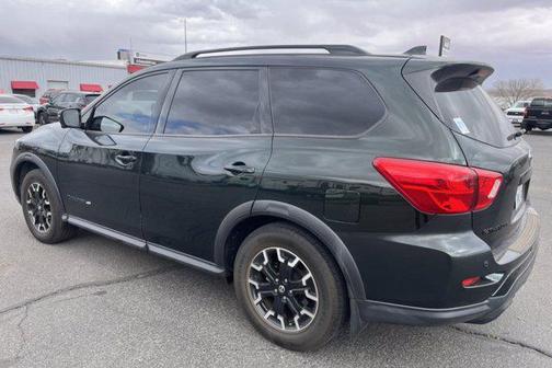 2019 Nissan Pathfinder SL
