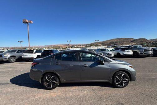 2025 Nissan Versa 1.6 S