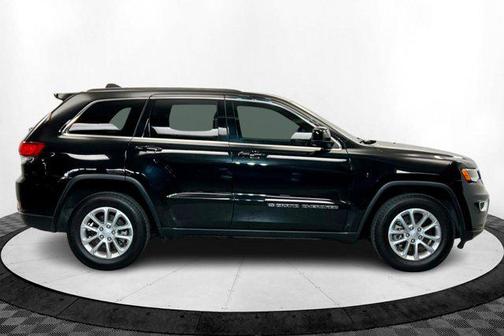 2022 Jeep Grand Cherokee Laredo