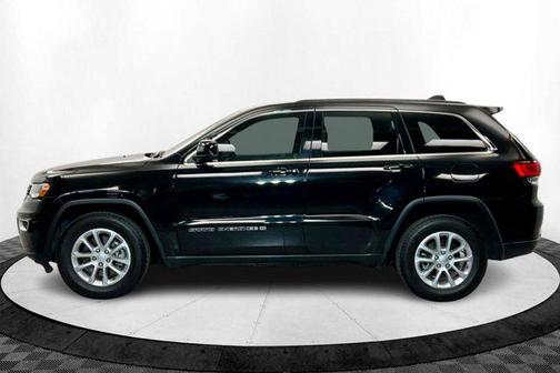 2022 Jeep Grand Cherokee Laredo