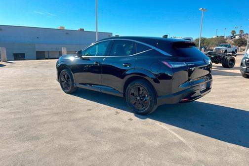 2025 Nissan Murano SV