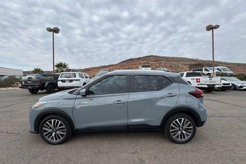 2021 Nissan Kicks SV