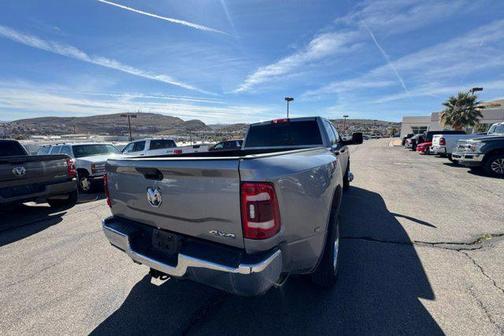 2024 RAM 3500 Tradesman Crew Cab 4x4 8' Box