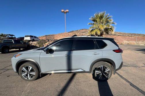 2021 Nissan Rogue Platinum