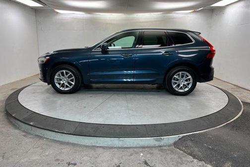 2021 Volvo XC60 T6 Momentum