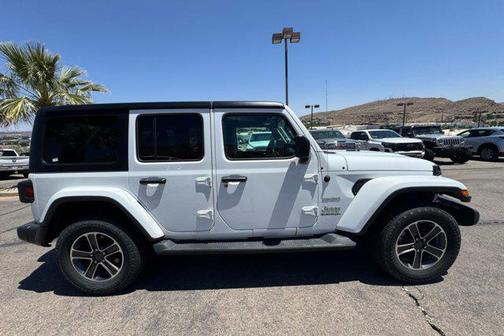2023 Jeep Wrangler 4-Door Sahara 4x4