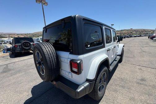 2023 Jeep Wrangler 4-Door Sahara 4x4