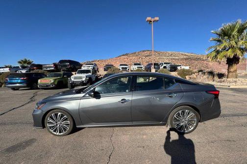2023 Nissan Altima 2.5 SL