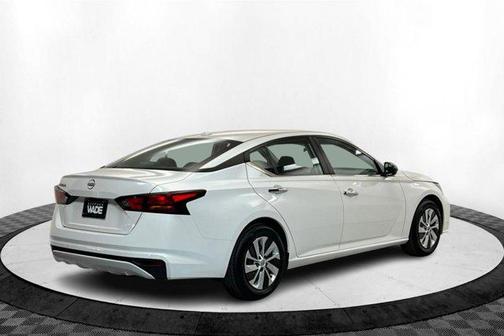 2025 Nissan Altima S FWD