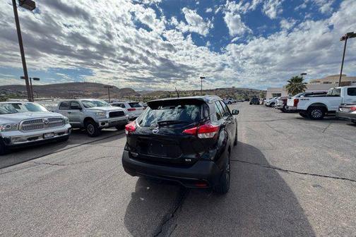 2018 Nissan Kicks SR
