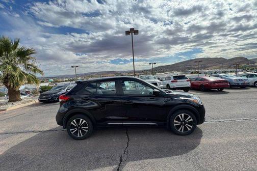 2018 Nissan Kicks SR