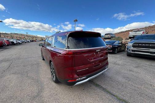 2022 Kia Carnival EX