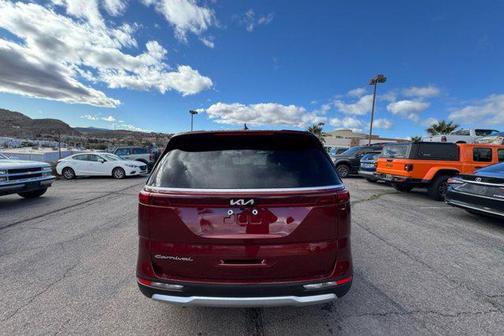 2022 Kia Carnival EX